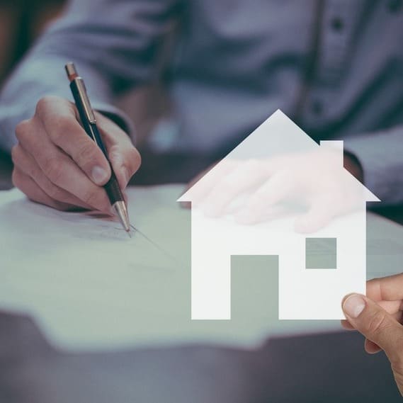 gestion-integral-del-alquiler-firmando-casa